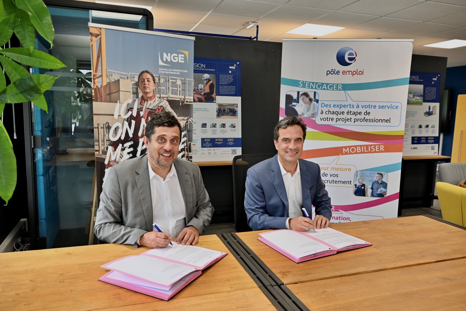 Illustration NGE ET POLE EMPLOI PROVENCE-ALPES-COTE D’AZUR S’ENGAGENT DANS UNE CONVENTION DE PARTENARIAT QUI MET EN PLACE DES ACTIONS INEDITES