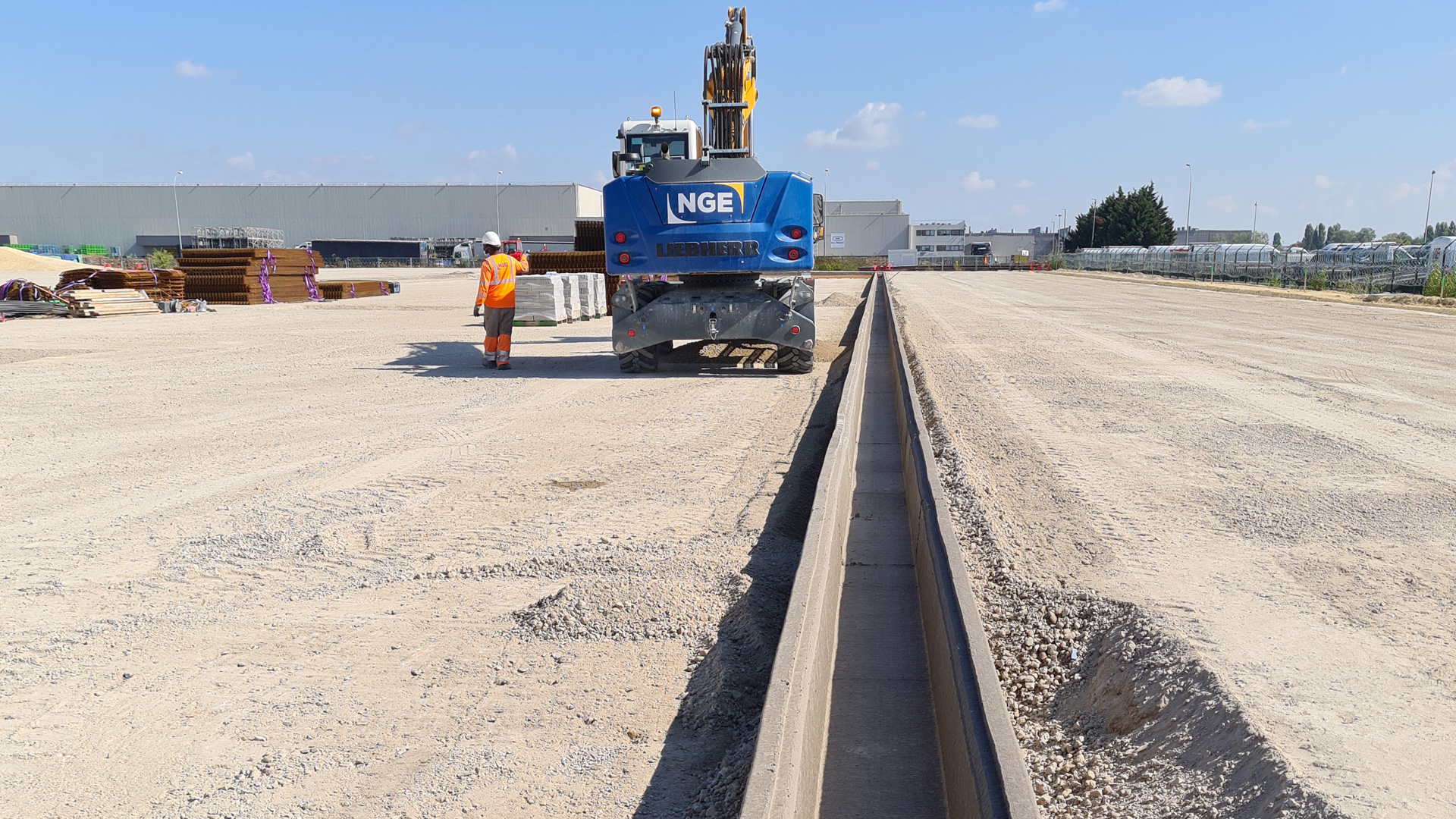 Engin de chantier Ligne 16 Grand Paris Expresse